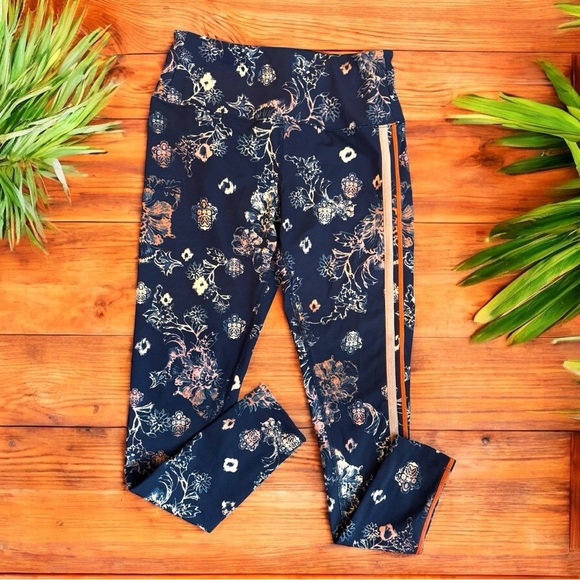 FREE PEOPLE Movement High-Rise Printed Leggings – S - Picture 3 of 15